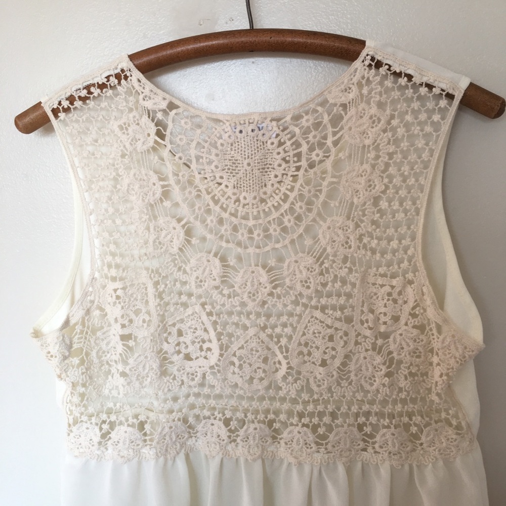 Modbe Sleeveless knitted Back Ivory Tank Top Sz L